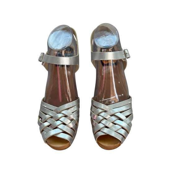 Swedish Hasbeens Sz 38 / 7.5 Silver Braided Strappy Leather Heel Sandals Wooden - Picture 1 of 16